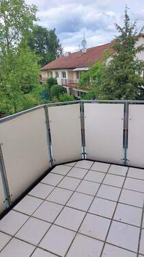Balkon - 3 Zimmer Etagenwohnung zur Miete in Erlangen