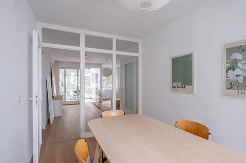 Zimmer 1 - 5 Zimmer Etagenwohnung in Berlin