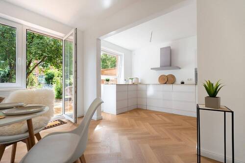 Küchen-/Essbereich - ANFRAGESTOPP! Provisionsfrei: Ihr frisch saniertes Reihenmittelhaus nahe dem Hanseviertel Lüneburg