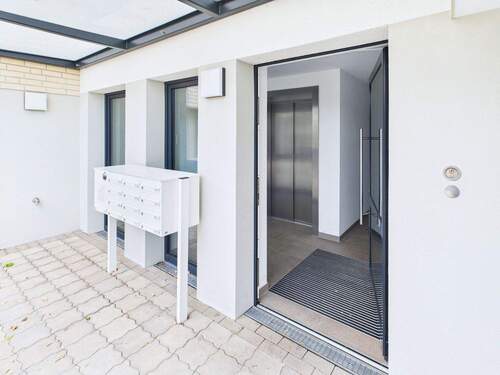 Eingang - Etagenwohnung mit 129,70 m&sup2; in Hessisch Oldendorf zum Kaufen