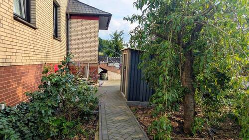 Hausansicht - Mehrfamilienhaus, Wohnhaus mit 259,00 m&sup2; in Neustadt am Rübenberge zum Kaufen