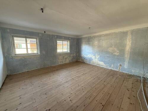 Zimmer - Bauernhaus, Landhaus mit 180,00 m² in Ohlstadt zum Kaufen