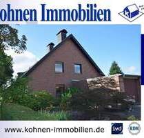 Ein Haus, viele Möglichkeiten: Großes Wohnhaus mit Einliegerwohnung und Bauland in 41379 Brüggen