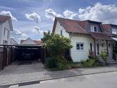 Objektansicht mit Caport - 5 Zimmer Doppelhaushälfte zum Kaufen in Babenhausen