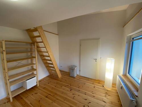 Zimmer im EG - 2 Zimmer Etagenwohnung zur Miete in Hannover