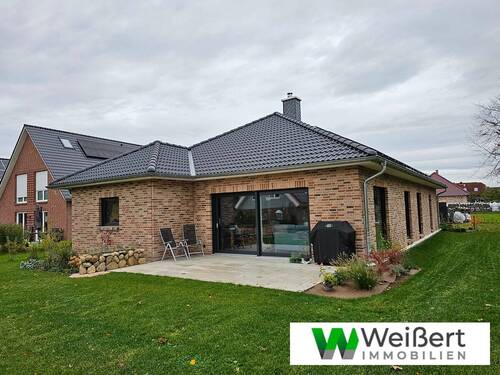 Beispiel Abbildung mit Sonderleistungen - 4 Zimmer Bungalow zum Kaufen in Hohenfelde