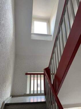 Bild 1 - 3 Zimmer Etagenwohnung zur Miete in Elsteraue