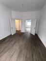 Schlafzimmer mit Zugang zur Küche - 