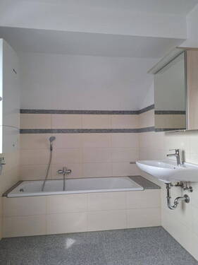 Badewanne - 