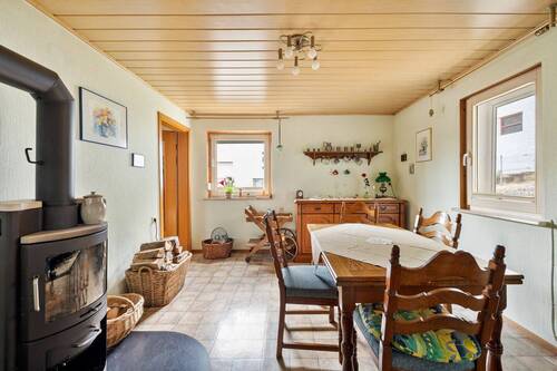 Bild 1 - Idyllisch und ruhig - familienfreundliches Zuhause zum Sanieren