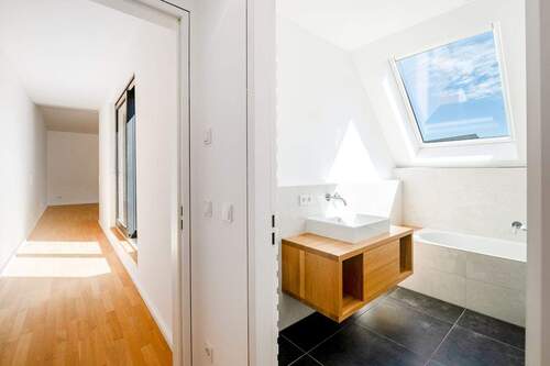 Tagesbelichtetes Vollbad - 