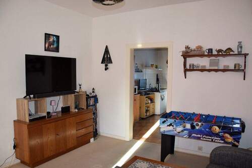 Wohn-/Schlafzimmer EG - 