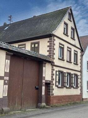 Haus - 7 Zimmer Einfamilienhaus in Freckenfeld