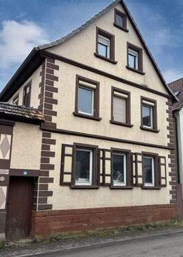 Vorderansicht Haus - Einfamilienhaus mit 225,00 m&sup2; in Freckenfeld zum Kaufen