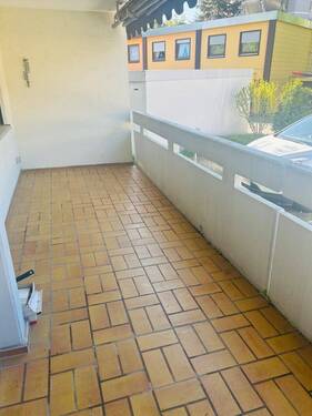Balkon mit Markise - 