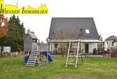 Garten und Hausrückseite - Ein Haus und ein Grundstück zum VERLIEBEN in Lebus !
