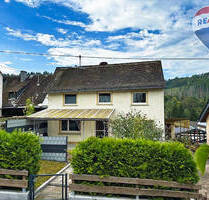 Kleines Einfamilienhaus mit Garten und Garage in Isselbach