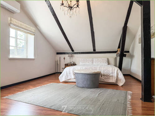 Schlafzimmer im Dachgeschoss - 