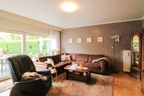 Wohnzimmer - 4 Zimmer Reihenendhaus zum Kaufen in Oberhausen