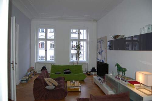 Wohnzimmer - 5 Zimmer Etagenwohnung in Berlin