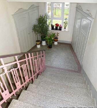 Treppenhaus - Mehrfamilienhaus, Wohnhaus zum Kaufen in Chemnitz