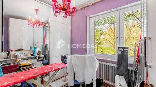 1. OG Ankleidezimmer 2 1 - 