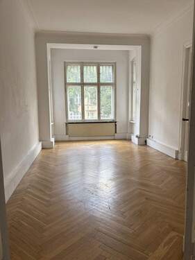 Zimmer 3 - 4 Zimmer Etagenwohnung in Berlin