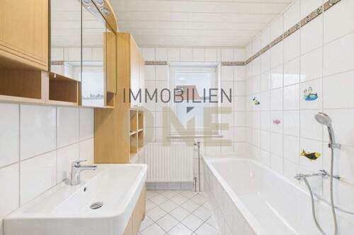 Bild 4 - Mehrfamilienhaus, Wohnhaus mit 175,00 m&sup2; in Altmannstein zum Kaufen