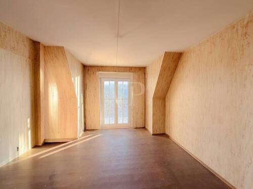 DG Wohnzimmer mit Balkon - 