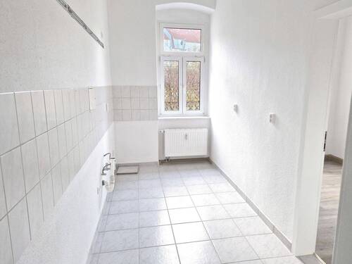 Küche m. anschl. Zimmer - 