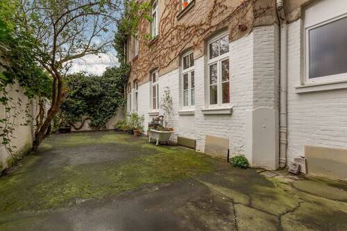 Innenhof - 1 Zimmer Mehrfamilienhaus, Wohnhaus zum Kaufen in Krefeld