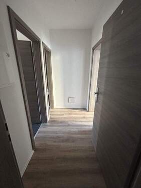 Flur - Etagenwohnung mit 41,00 m&sup2; in Mittweida zur Miete
