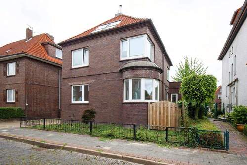 Außenansicht - 7 Zimmer Einfamilienhaus zum Kaufen in Wilhelmshaven-Bant