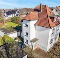 Charmantes Zweifamilienhaus mit traumhaftem Grundstück, Doppelgarage und Balkon in ruhiger Lage vom Mohnspark! - Gütersloh Innenstadt