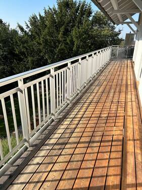Balkon - umlaufend - Erdgeschoss - 