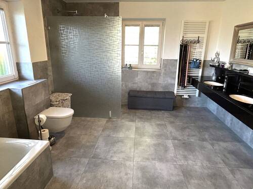 Badezimmer - Erdgeschoss - 