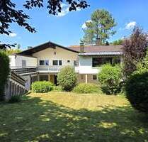 Großzügiges Anwesen inkl. Einliegerwohnung und Baureserve in Brunnthal