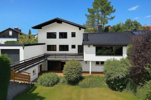 Visualisierung der genehmigten Aufstockung - 1 Zimmer Einfamilienhaus zum Kaufen in Brunnthal