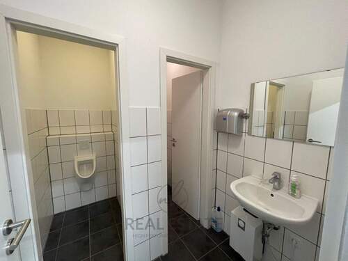 3.jpg - Halle in Hamburg