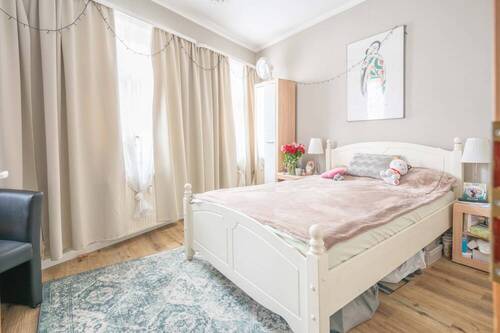 Ein Zimmer - Bauernhaus, Landhaus mit 225,00 m² in Mainz / Drais zum Kaufen