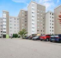 Erdgeschosswohnung mit Balkon - modernisiert und bereit für Neues - Friedrichshafen