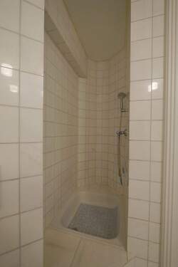 Badezimmer Ansicht 2 - 
