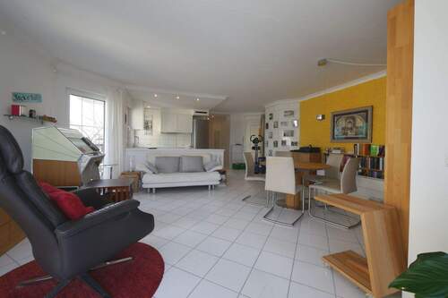 Wohnzimmer Ansicht 2 - 