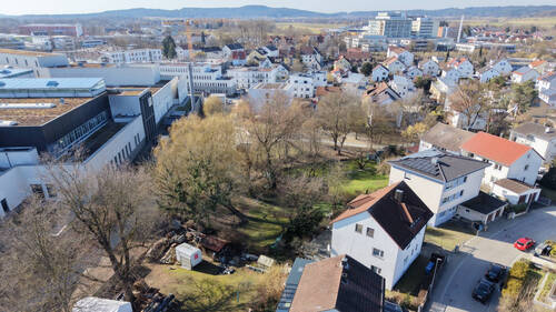 Großes Grundstück mit ca. 1.087 m² - Mehrfamilienhaus, Wohnhaus in Neumarkt in der Oberpfalz