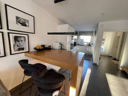 Esstisch mit Blick in Küche - Doppelhaushälfte mit 148,20 m&sup2; in Landsberied zum Kaufen