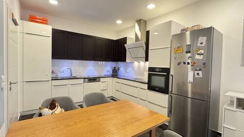 EBK - 3 Zimmer Etagenwohnung in München