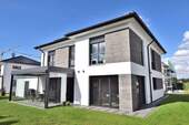 Stadtvilla mit Putz- und Klinkerfassade - edel! - 5 Zimmer Einfamilienhaus in Lippstadt