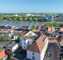 Direkte Innenstadtlage! Eigentumswohnung mit Balkon, Fahrstuhl und offenem Wohnbereich. - Leer (Ostfriesland)