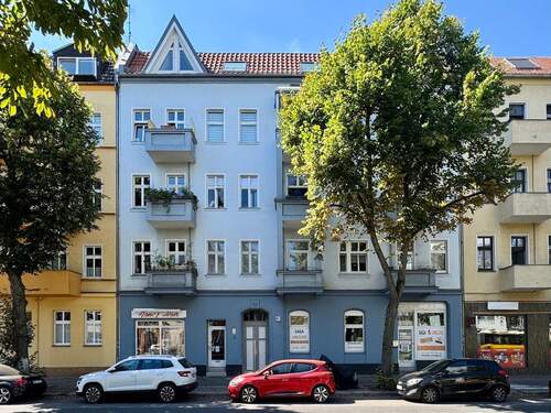 Das Haus - 3 Zimmer Etagenwohnung zum Kaufen in Berlin-Reinickendorf