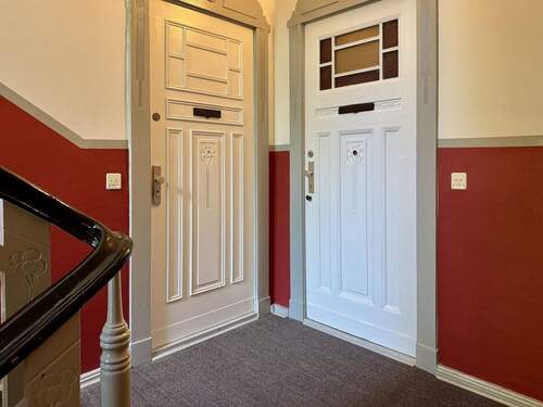 Der Wohnungseingang - Etagenwohnung mit 110,00 m&sup2; in Berlin-Reinickendorf zum Kaufen